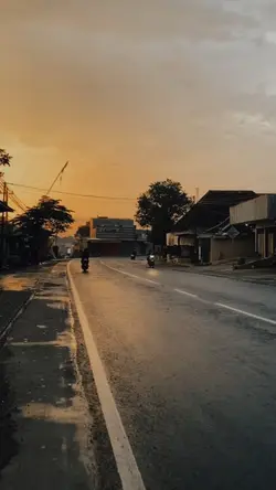 NINGGALKE KENANGAN