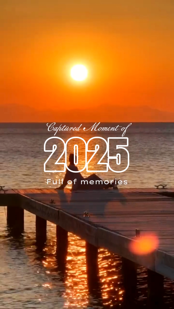 captured moment 2025