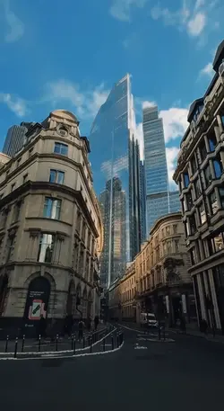 city vlog trend