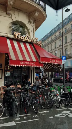 rainy day in paris 🌧️