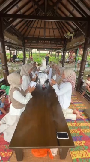 Edisi Tukar kado 