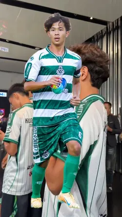 เต วรากร 1 วิดีโอ 4 รูป