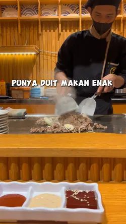 Punya duit mkn ena’😍