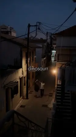 couple tred dinosaur