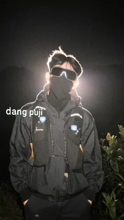 trand flash belakang