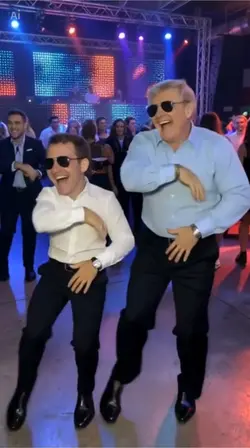 ITS RAINING DANCE