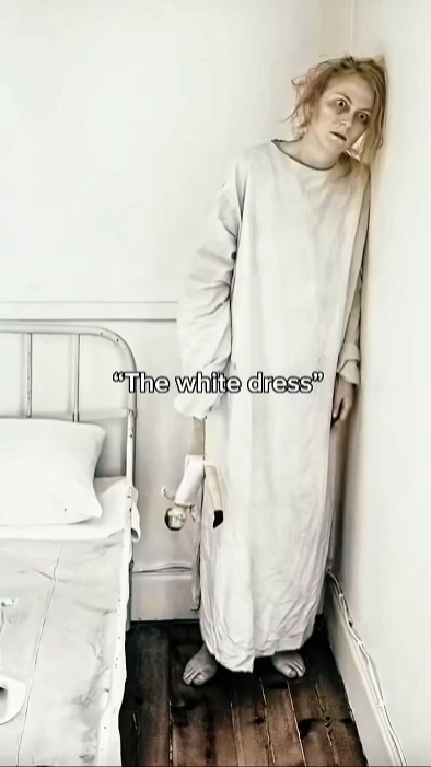Weißes Kleid