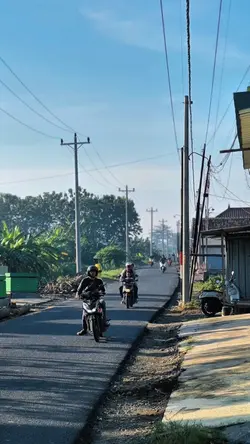 banyak orang berkata