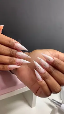 NAILS 