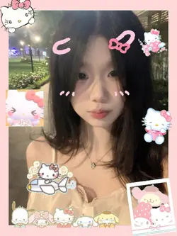 khung hello kitty 