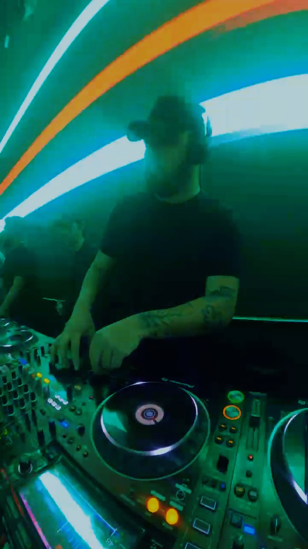ANTRO CLUB 19