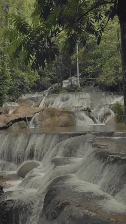 Estetik air terjun