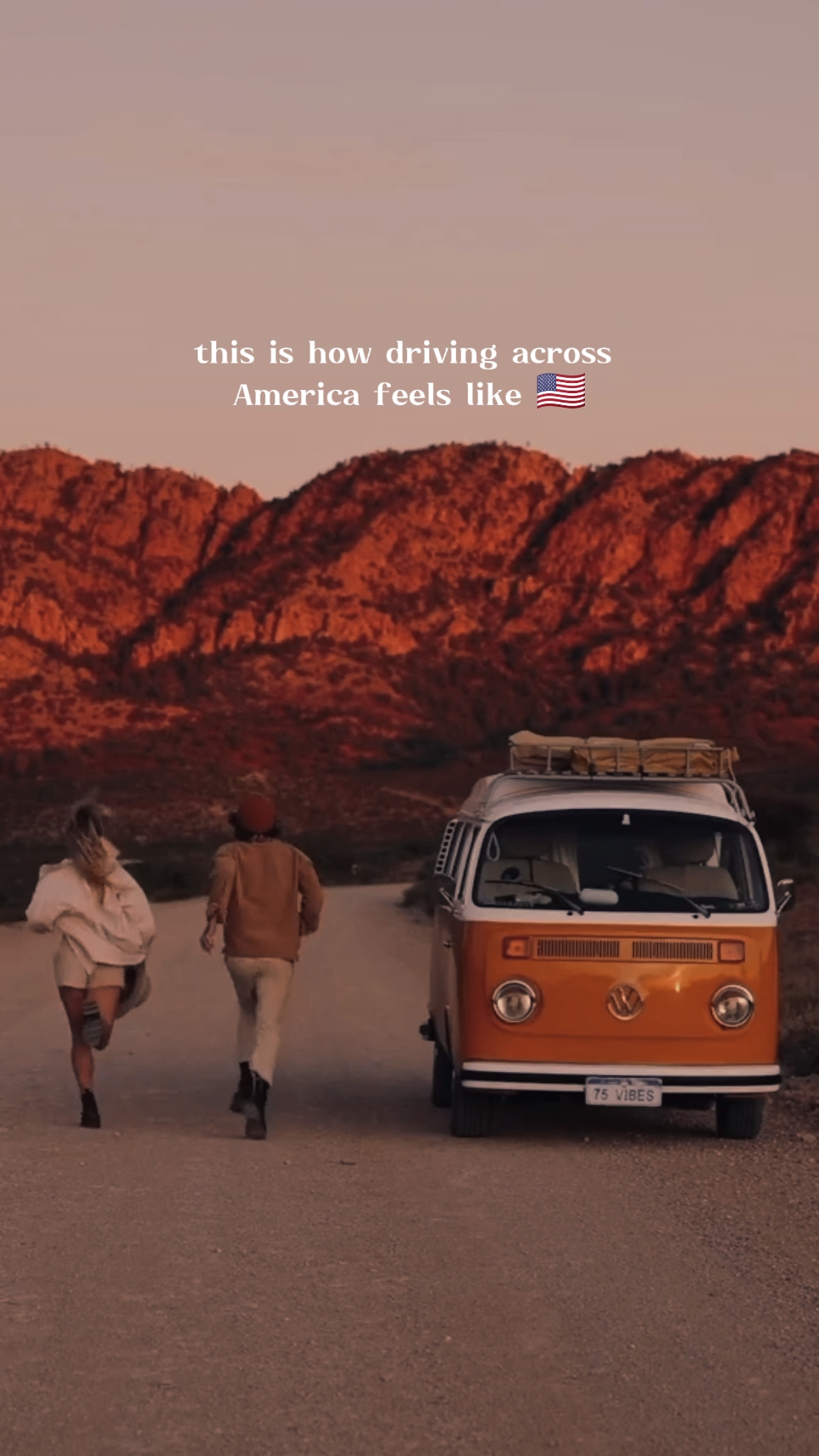 VIAJANDO 