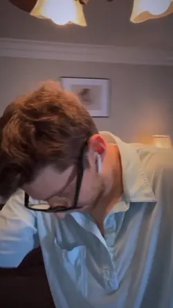 SlowmoMngkinDiaBosan