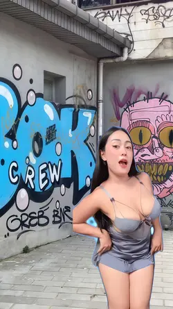 TREND CEWEK SEXY