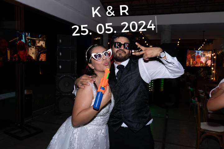 Fiesta con lentes 