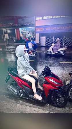 ÁNH XANH