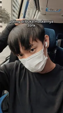 Trend buka masker