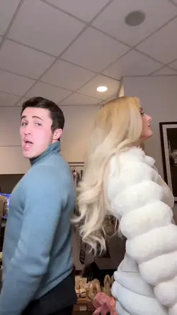 Elphaba n Glinda fro