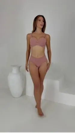 Takes lingerie 