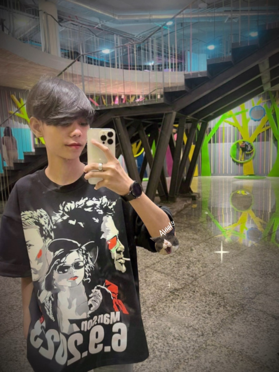 ជិតឆ្លងឆ្នាំហើយរកអ្នកកាន់ដៃបាន