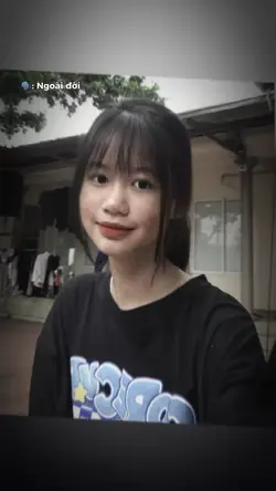 NGOÀI ĐỜI VÀ TRÊN