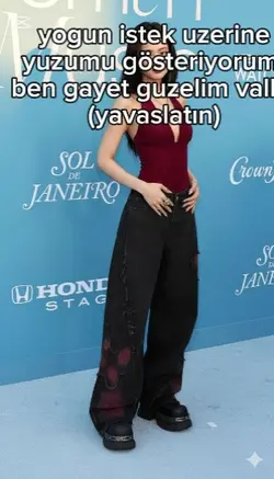 yuzumu gösteriyorum