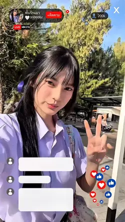 เลยเปิดไปดูเธอในไลฟ์