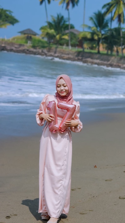 2 video 3 foto 