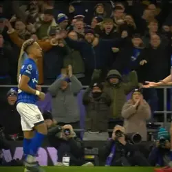 Omari Hutchinson 💫👦 