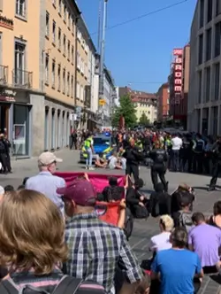 Alle hassen N4z1s