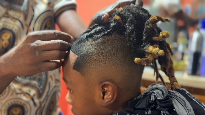 Coupe de cheveux de mon fils 