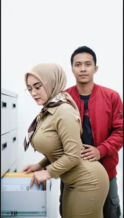 HALU PUNYA ISTRI PNS