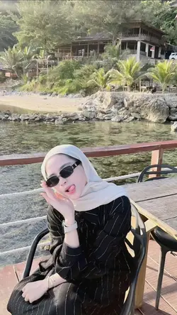 Ade nona tambah gaga