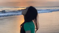 hymn for the weekend