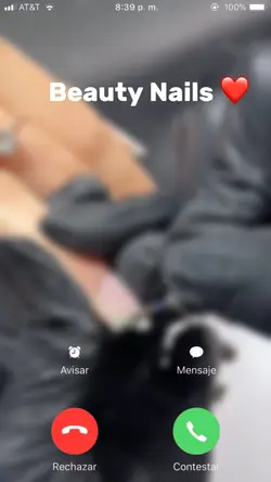 Llamada uñas