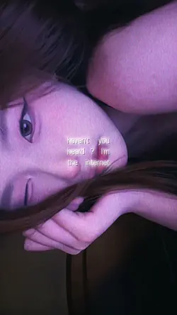 internet girl