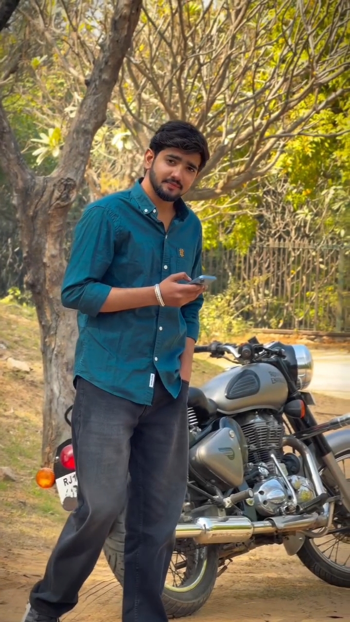 Kam Bane Ek Bol Pe