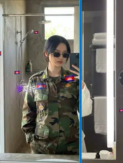 ក្ដីស្រម៉ៃ 🇰🇭👩🏻‍✈️👮‍♀️2pic 