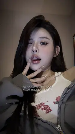 Ôm những tiếc nuối