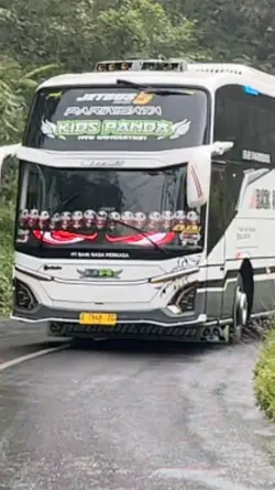 JJ BUS BASURI