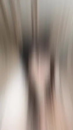 兩張照片跟着節奏炸開