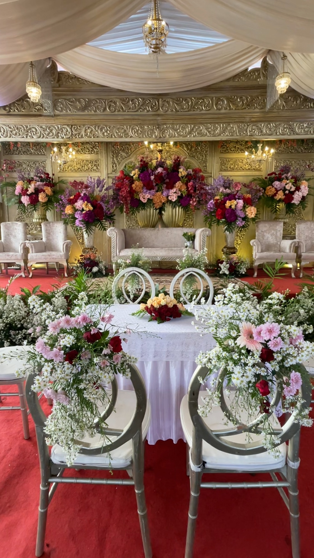 Cinamatic Decor