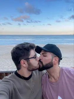Te amar n é errado.