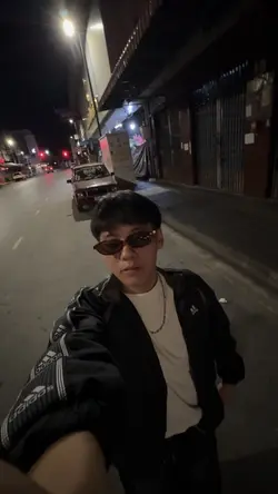 ถนนสุขุมวิท - แดนซ์