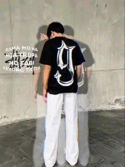 911