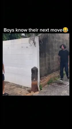 boys know D moves