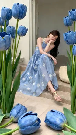 giant blue tulips