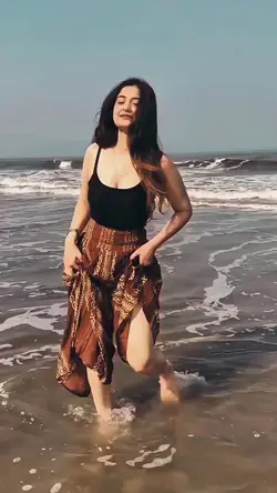 meri dehleez se hokr