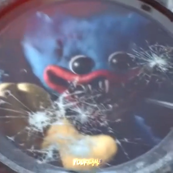 HUGGYWUGGY